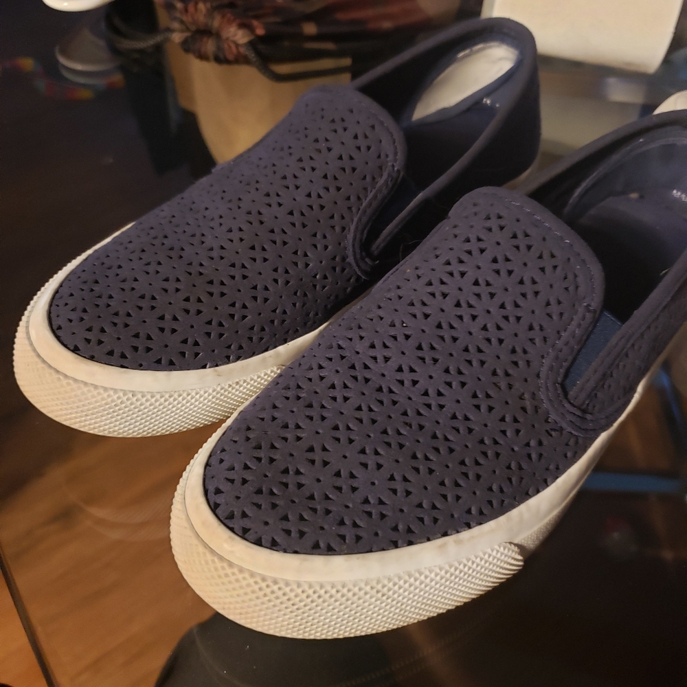 Sperry slip ons 8 . Good shape